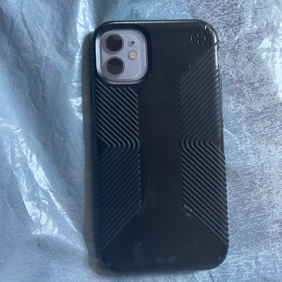 Iphone 11 - SOLD - Picture 3 of 9